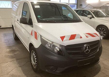 Mercedes-Benz Vito 114 CDI 4x4 lang Autom.Navi Standh.