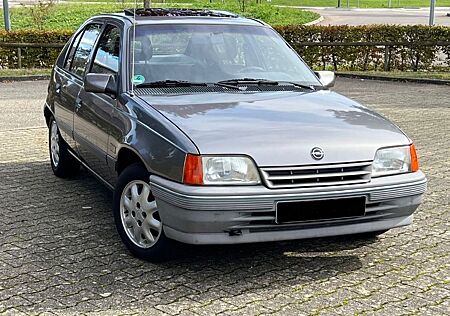 Opel Kadett 1.6i Dream
