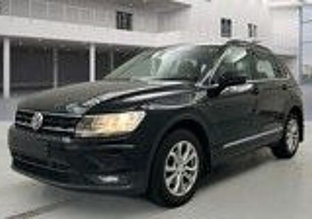 VW Tiguan Volkswagen Comfortline KAMERA/NAVI/AUTOM.