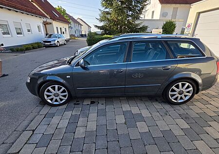 Audi A4 2.5TDI 120kW Avant -