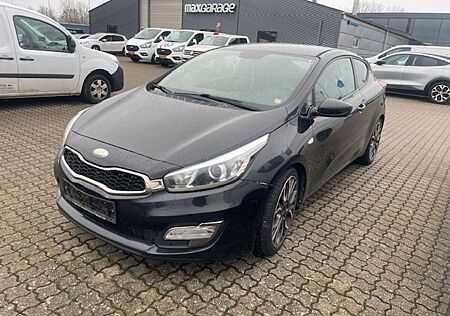 Kia Cee'd / Ceed 1.4 CVVT Dream-Team