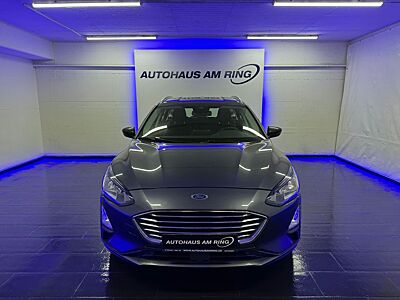 Ford Focus Turnier Titanium Aut. CAM DAB KEY ACC LED