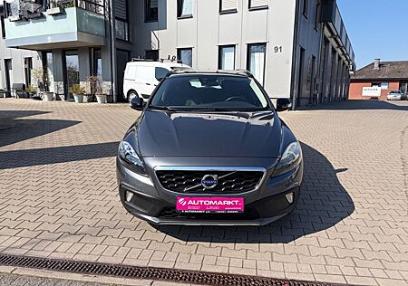 Volvo V40 Cross Country Kinetic D2 114PS Bi-Xenon