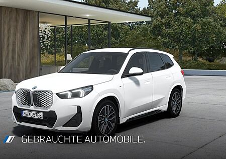 BMW iX1 eDrive20 M SPORT LED AHK RÜCKFAHR KOMFORTZUG