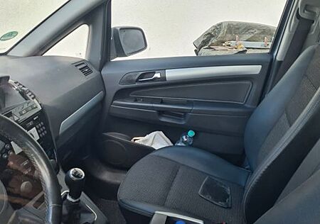 Opel Zafira 2.2 direct INNOVATION "110 Jahre" INN...