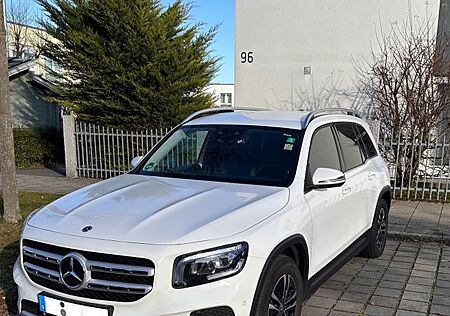 Mercedes-Benz GLB 180 d DCT -