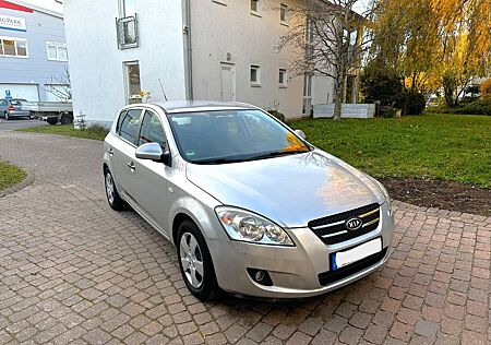 Kia Cee'd 1. Hand, TÜV bis 2027