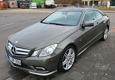 Mercedes-Benz E 350 Coupé CDI BlueEFFICIENCY ELEGANC...