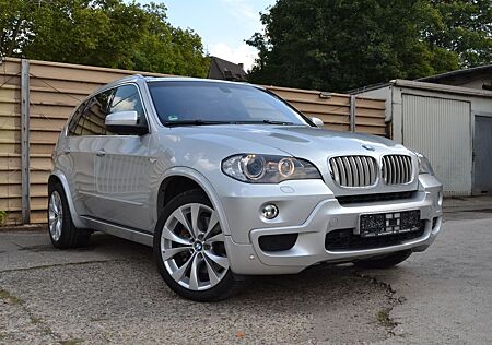 BMW X5 3.0sd*M-PAKET*1.HAND*KAMERA*LEDER*PANO*20ZOLL