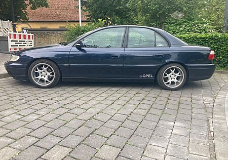 Opel Omega 2.2 16V Edition Edition
