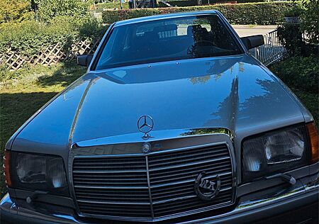 Mercedes-Benz 300 SE