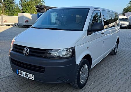 VW T5 Caravelle Volkswagen 2.0 TDI
