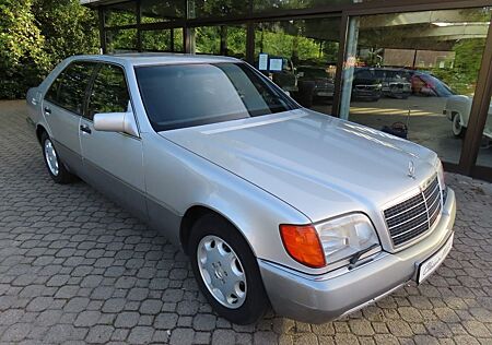 Mercedes-Benz 600 SEL W140