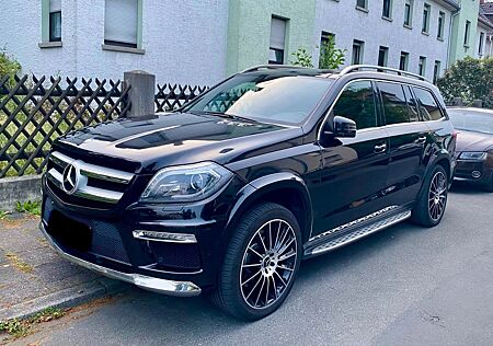 Mercedes-Benz GL 350 CDI V6 BlueTEC 4MATIC AMG Paket PANO