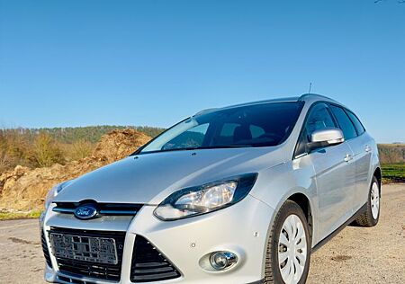 Ford Focus 2,0TDCi 103kW PowerSh. Titanium Turnie...