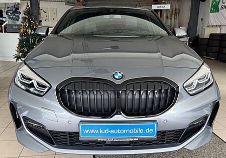 BMW 118 i M Sport,Panoramadach ,CarPlay,kamera