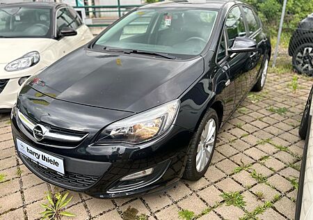 Opel Astra J Lim. 5-trg. Active