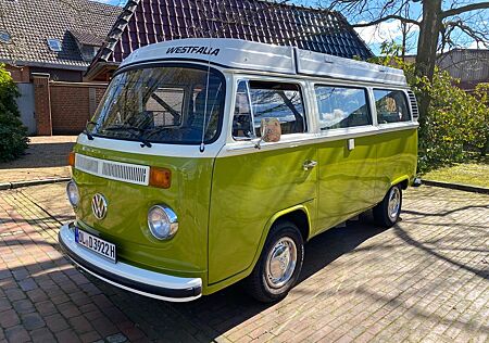 VW T2 Volkswagen T2b Westfalia Malaga 1.8L mit Anhänger