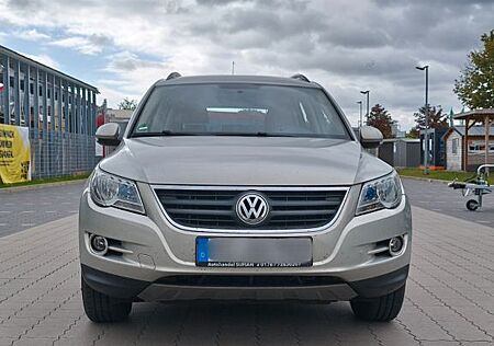 VW Tiguan Volkswagen 2.0 TDI Zahnriemen Neu / TÜV 07/2026
