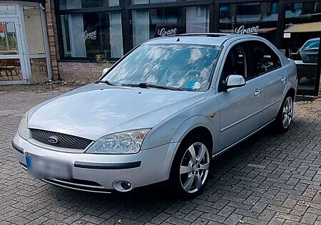 Ford Mondeo 1.8 92 kW Ghia Ghia