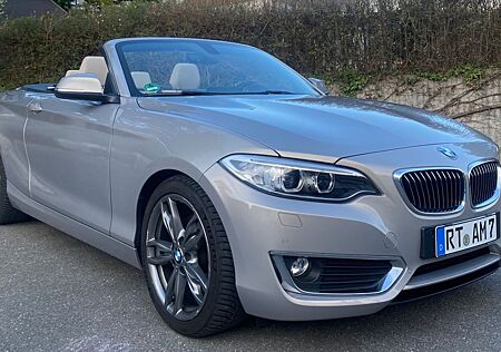 BMW 220d Cabrio Luxury Line Luxury Line