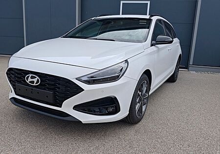 Hyundai i30 Kombi Go Plus /17"/Klimaautomatik/TOP