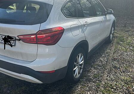 BMW X1 sDrive18i -