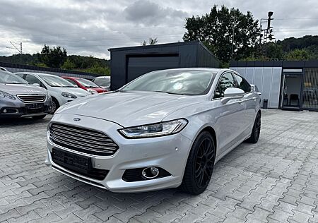Ford Mondeo Lim. 2,0 203 PS Titanium Automatik /Navi