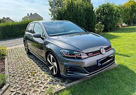 VW Golf Volkswagen 2.0 TSI DSG GTI Perf. Nav AHK LED