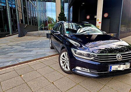 VW Passat Variant Volkswagen 2.0 TDI DSG Highline Vari...