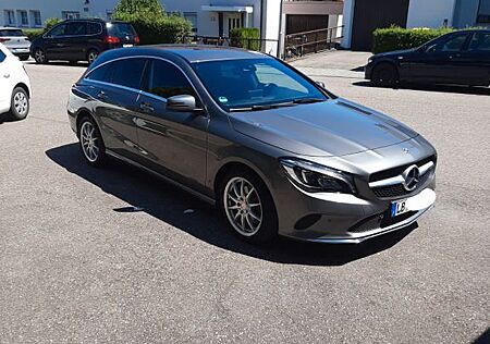 Mercedes-Benz CLA 180 Shooting Brake -