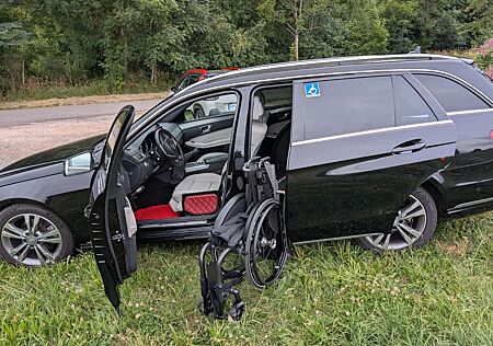 Mercedes-Benz E 200 T AVANTGARDE AVANTGARDE Rollstuhl Umbau