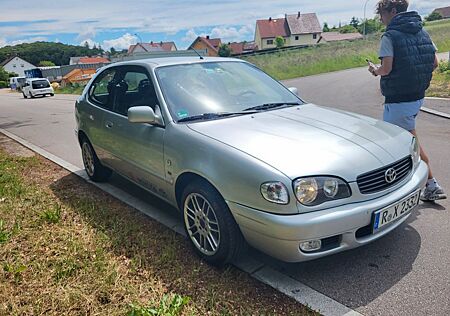 Toyota Corolla 1.6 Automatik
