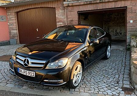 Mercedes-Benz C 180 BlueEFFICIENCY Coupé -