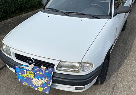 Opel Astra 1.6 Automatik