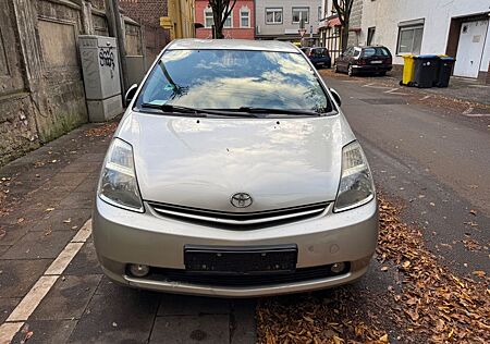Toyota Prius 1.5-l-VVT-i Sol Sol