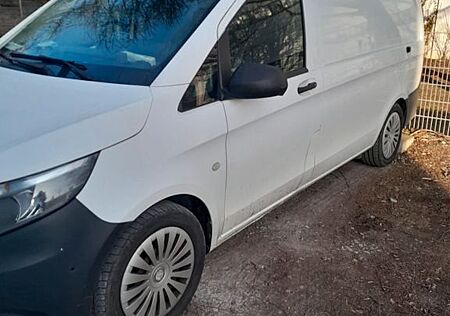 Mercedes-Benz Vito 114