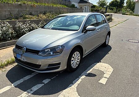 VW Golf Volkswagen 1.2 TSI 63kW BMT Comfortline Comfortline