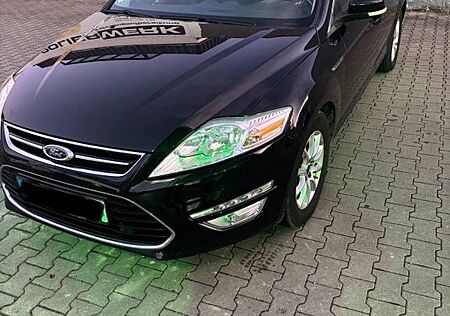 Ford Mondeo 2,2TDCi 147kW Titanium Turnier Autom....