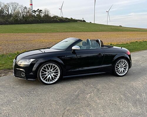 Audi TTS Roadster 2.0 TFSI S tronic quattro -