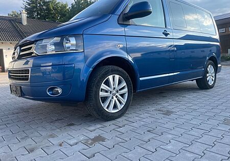 VW T5 Multivan Volkswagen Olympic Blau mit Schlafpaket