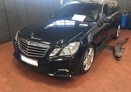 Mercedes-Benz E 250 CDI T BlueEFFICIENCY AVANTGARDE AMG Paket