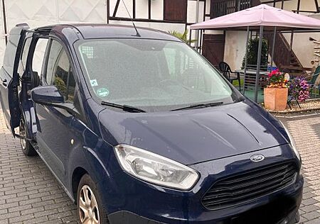 Ford Courier