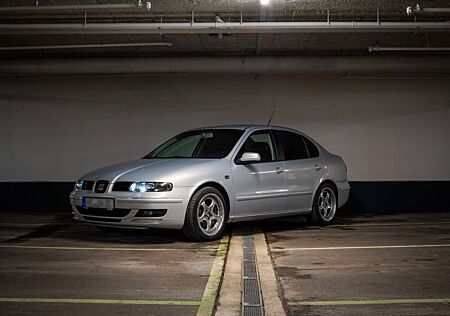 Seat Toledo V5 2.3 /Climatronic/Tempomat/SHZ/LED/8F
