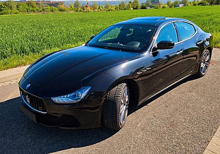 Maserati Ghibli SQ4 Facelift 2017 Carplay