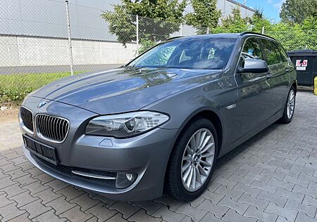 BMW 520 /Bi-Xenon/Pano/Kamera/4-Zonen AC/Leder/7400€