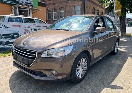 Peugeot 301 Limo. 1.6 85kW/ TÜV/ Alu./ Klima