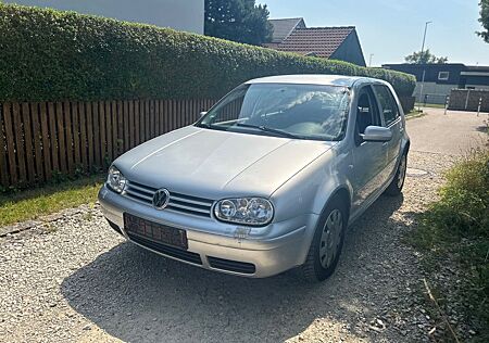 VW Golf Volkswagen 2.0i/PACIFIC/AUTOMATIK/KLIMA/SHZ