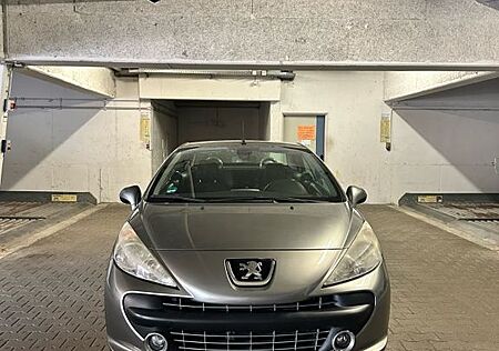 Peugeot 207 CC Filou 120 Filou
