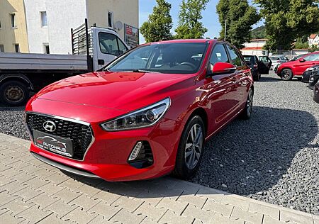 Hyundai i30 Trend*TÜV NEU*SHZ*TEMPO*S+W*
